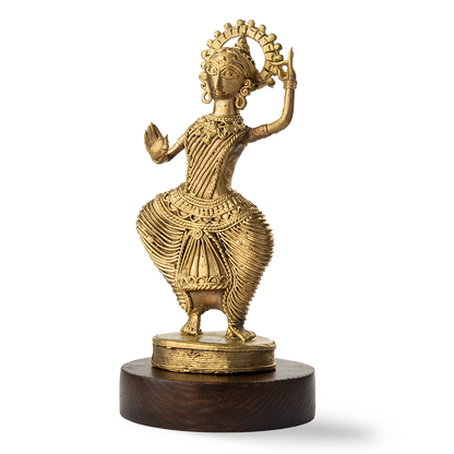 Dokra Odissi Danseuse